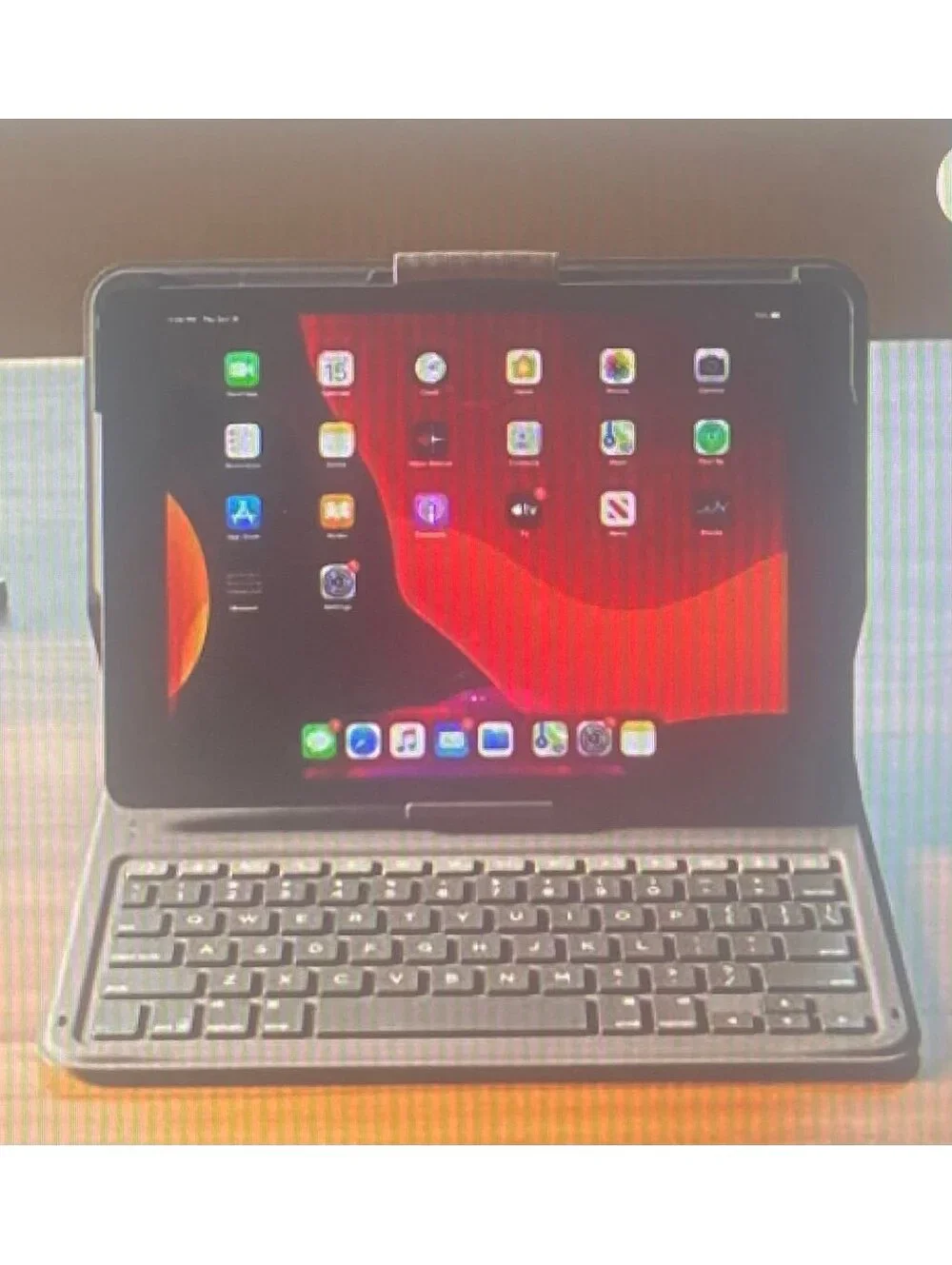 Zagg Messenger Folio 2 Tablet Keyboard and Case for iPad 9,8,7Gen/iPadAir3rd Gen